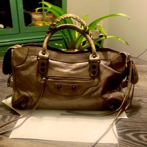 Balenciaga Classic City Dark Studs
Lambskin Bag dark grey greenish color .